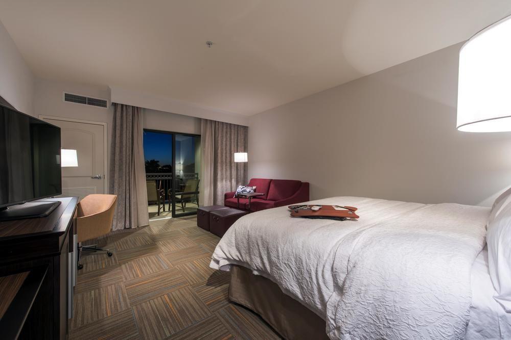 Hampton Inn & Suites Phoenix/Темпе Экстерьер фото