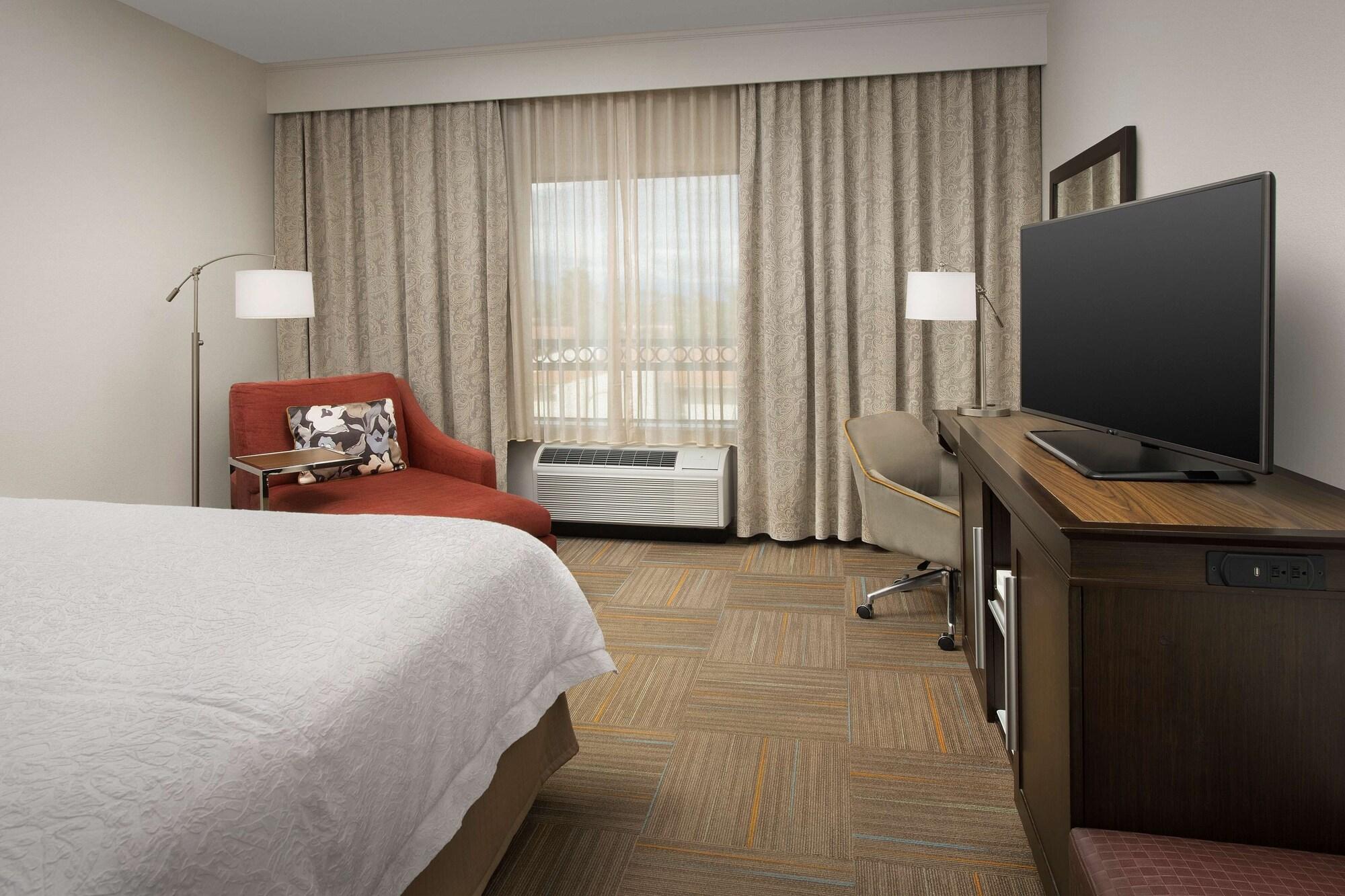 Hampton Inn & Suites Phoenix/Темпе Экстерьер фото