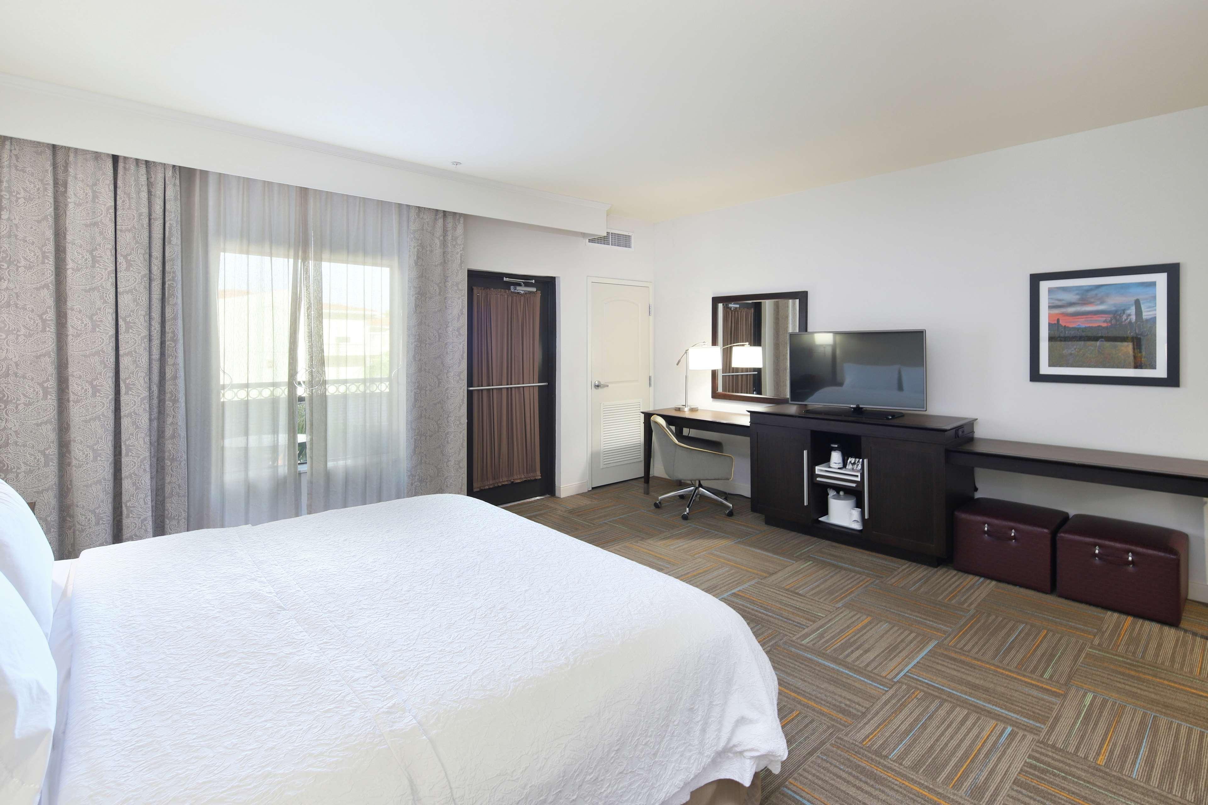 Hampton Inn & Suites Phoenix/Темпе Номер фото